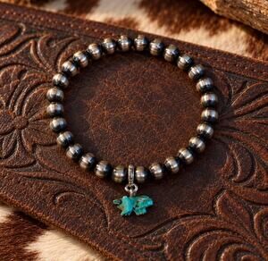 Title: Hand-Carved Kingman Turquoise Frog Charm Sterling Silver Pearl Bracelet